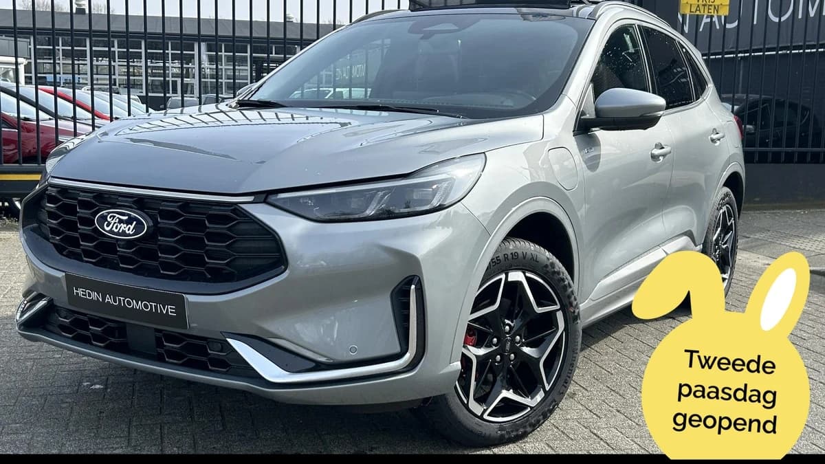 Ford Kuga 2.5 PHEV ST-Line X | Panoramadak | Trekhaak wegklapbaar | 19 inch | Winter Pack | Matrix LED | Ford Voordeel € 6.000,- — foto 1