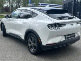 Ford Mustang Mach-E thumbnail 3