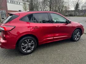 Ford Kuga 2.5 PHEV ST-Line X | Wegklapbare trekhaak | Stoelverwarming thumbnail 3