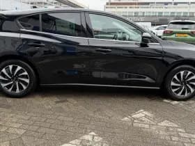 Ford Focus 1.0 EcoBoost Hybrid Titanium Style | Winter Pack | Parking Pack thumbnail 3