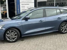 Ford Focus Wagon 1.0 EcoBoost Hybrid ST Line Wagon | Automaat thumbnail 2
