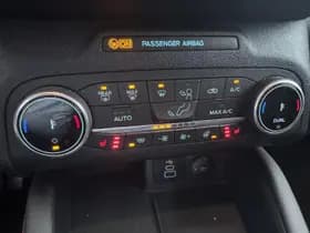 Ford Kuga 2.5 PHEV ST-Line X | Winter Pack | Driver Assistance Pack thumbnail 3