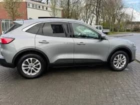 Ford Kuga 2.5 PHEV Titanium X | Panoramadak | Trekhaak wegklapbaar | Winter Pack | Driver Assistance Pack thumbnail 3