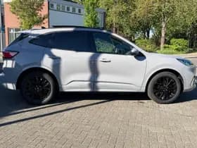 Ford Kuga thumbnail 3