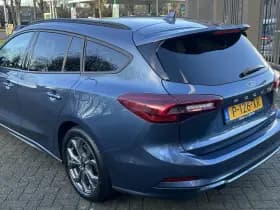 Ford Focus Wagon 1.0 EcoBoost Hybrid 125pk | Winter Pack | Parking Pack | SYNC 3 thumbnail 4