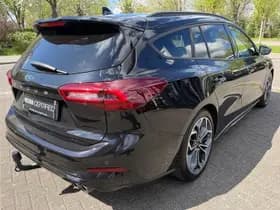 Ford Focus thumbnail 3