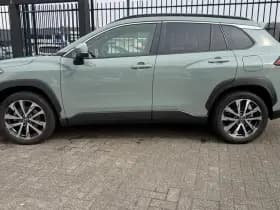 Toyota Corolla Cross Hybrid 140 Style | Premium Pack | Panoramadak thumbnail 2