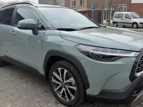 Toyota Corolla Cross Hybrid 140 Style | Premium Pack | Panoramadak thumbnail 4