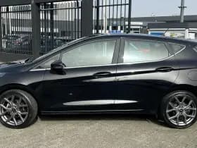 Ford Fiesta 1.0 EcoBoost Hybrid Titanium ST Line thumbnail 2