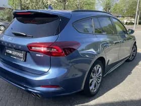 Ford Focus thumbnail 3