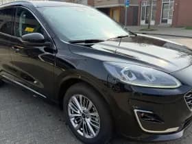 Ford Kuga 2.5 PHEV Vignale | Driver Assistance Pack | Winter Pack thumbnail 3