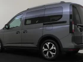 Ford Tourneo Connect Active 1.5 Automaat | 7-Zitplaatsen | Panoramadak | Verwarmde voorruit | Navigatie thumbnail 3