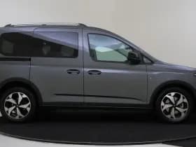 Ford Tourneo Connect Active 1.5 Automaat | 7-Zitplaatsen | Panoramadak | Verwarmde voorruit | Navigatie thumbnail 4