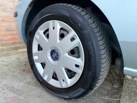 Ford Fusion thumbnail 25