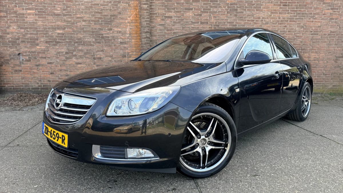Opel Insignia — foto 1