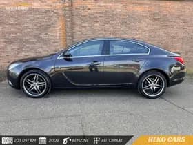 Opel Insignia thumbnail 2