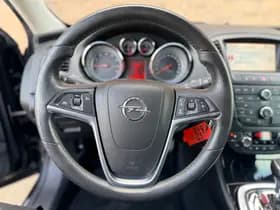 Opel Insignia thumbnail 18