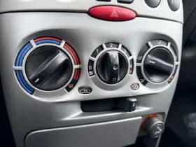 Fiat Punto thumbnail 16