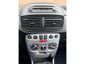 Fiat Punto thumbnail 17