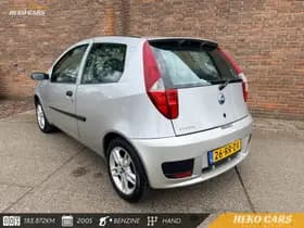 Fiat Punto thumbnail 3