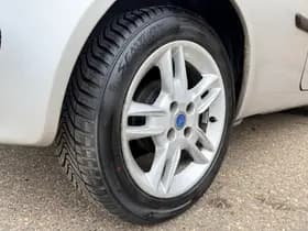Fiat Punto thumbnail 21