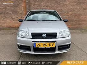 Fiat Punto thumbnail 8