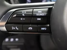 Mazda 3 2.0 e-SA-G Exclusive-line | Leder | All-Weather banden thumbnail 12