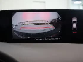 Mazda 3 2.0 e-SA-G Exclusive-line | Leder | All-Weather banden thumbnail 22