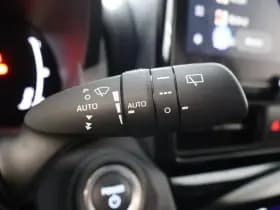 Toyota Yaris Cross 1.5 Hybrid Dynamic | met Winterpack thumbnail 18