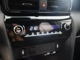 Toyota Yaris Cross 1.5 Hybrid Dynamic | met Winterpack thumbnail 24