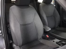 Toyota Yaris Cross 1.5 Hybride 130 Dynamic met Comfort Pack thumbnail 11