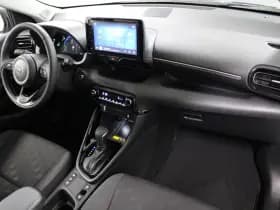 Toyota Yaris 1.5 Hybride 115 Dynamic met Comfort Pack thumbnail 8