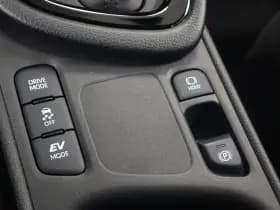 Toyota Yaris 1.5 Hybride 115 Dynamic | Comfort Pack | €3.000 korting thumbnail 17