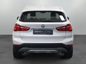 BMW X1 sDrive20i High Executive thumbnail 4