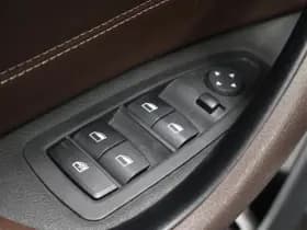 BMW X1 sDrive20i High Executive thumbnail 9