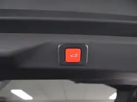 Peugeot 3008 1.2 Hybrid 145 GT thumbnail 28