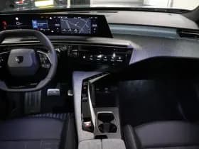 Peugeot 3008 1.2 Hybrid 145 GT thumbnail 7