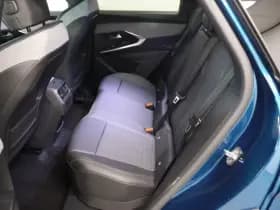 Peugeot 3008 1.2 Hybrid 145 GT thumbnail 10