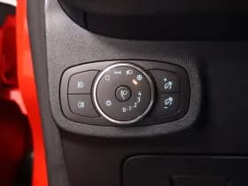 Ford Fiesta 1.0 EcoBoost Hybrid Titanium thumbnail 14