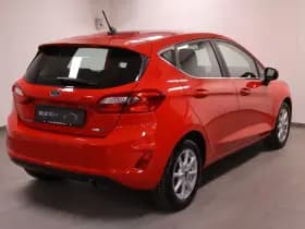 Ford Fiesta 1.0 EcoBoost Hybrid Titanium thumbnail 3