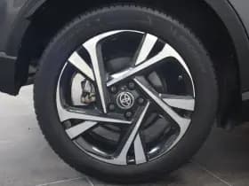 Toyota C-HR 1.8 Hybrid Dynamic thumbnail 25