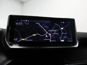 Peugeot 2008 1.2 Hybride 145 Allure | 360 Camera | Luxe thumbnail 14