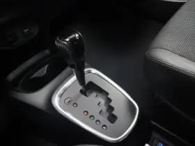 Toyota Yaris 1.5 Hybride Executive thumbnail 15