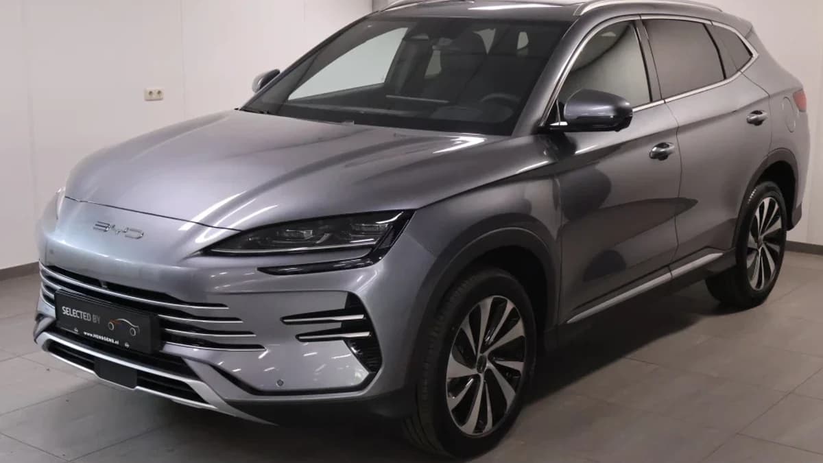 BYD SEAL U 1.5 DM-i FWD Boost | BYD Specialist | Black&Brown — foto 1