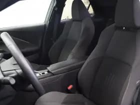 Toyota C-HR 1.8 Hybrid 140 Dynamic | Elektrische achterklep | Winter Pack thumbnail 6