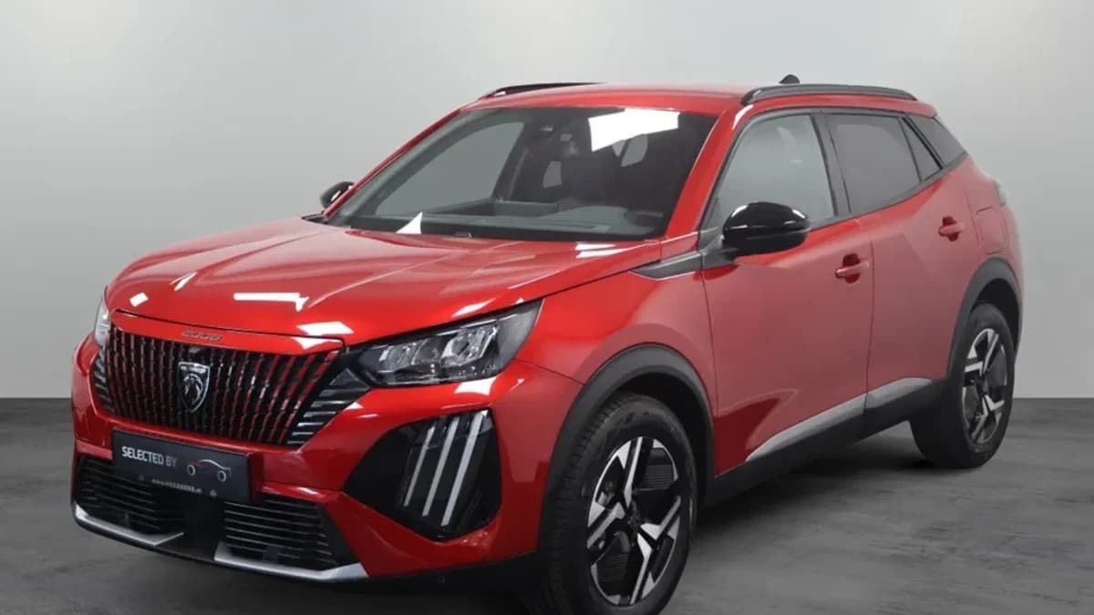 Peugeot 2008 1.2 Hybride 145 Allure | 360 Camera | Luxe — foto 1