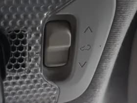 Peugeot 108 1.0 e-VTi Allure TOP thumbnail 25