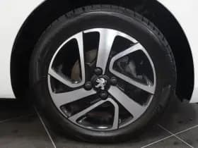 Peugeot 108 1.0 e-VTi Allure TOP thumbnail 26