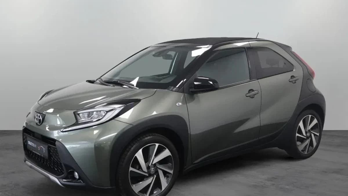 Toyota Aygo X 1.0 VVT-i MT Envy | Cabrio dak — foto 1