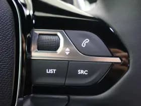 Peugeot 2008 1.2 Hybride 145 Allure | 360 Camera | Luxe thumbnail 20